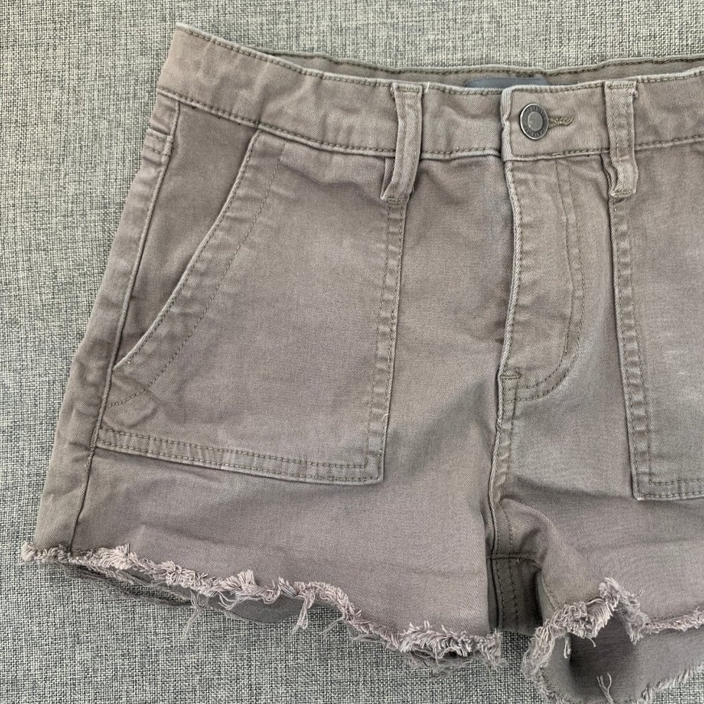 Cali 1850 Shorts Faded brown‎ Distressed Fringe Casual Wear Short Shorts Size 7 - Picture 3 of 11